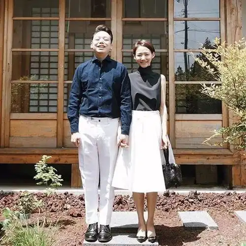  情人节甜蜜暴击火爆ins的情侣照挨个照着拍