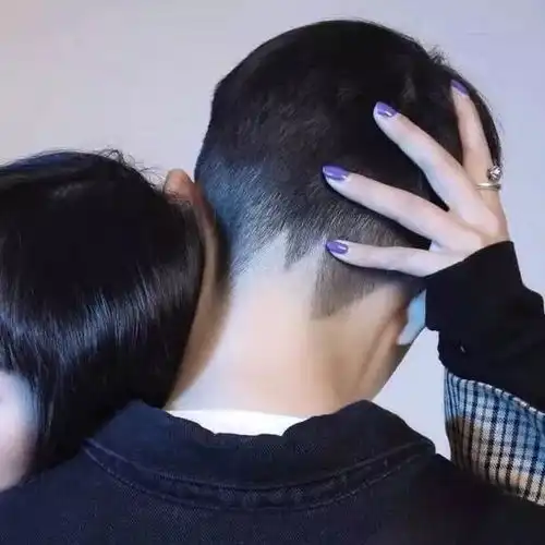  一见钟情太肤浅日久生情太苍白