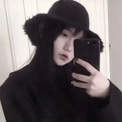  精选女头对镜自拍那些让你崩溃女生头像我要个性网