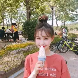 闺蜜两姐妹头像一人一张2018最新版别睡太晚不然梦会短