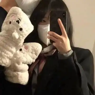  甜到爆情侣真人图片双人两张头像,爱意满满