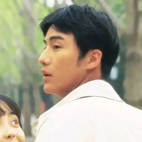  超甜的情侣头像.心情不好你会换签名吗