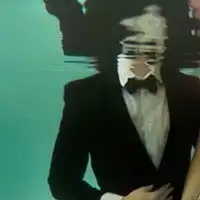  求一对炫舞情侣动态头像谢谢啦