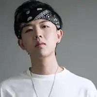  虎牙狙击小抠脚头像