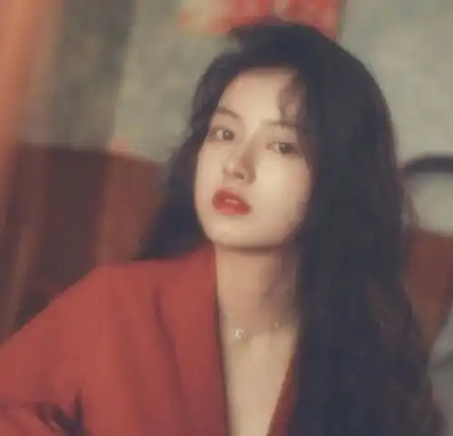  复古港风优质女生头像