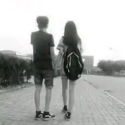  能不能把图片中的男孩和女孩子换个位置求大神帮忙