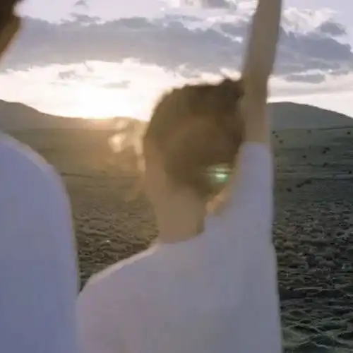  2023最新温馨安全感满满的真人情情侣头像我要个性网