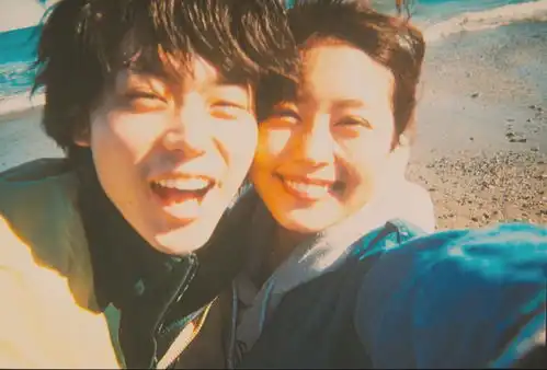  情侣小心,它才不是甜甜的爱情片