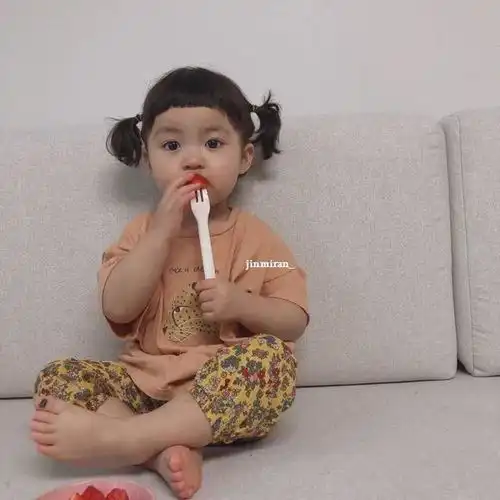  罗熙头像我姿势还没摆好呢