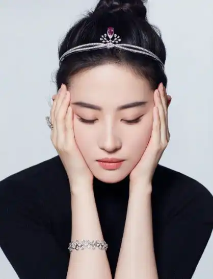  事实证明,刘亦菲的消失是整个娱乐圈的悲哀和损失