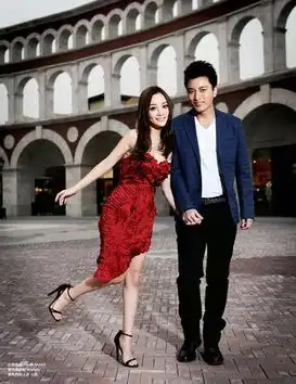  明星情侣装传情杨幂刘恺威妙搭牛仔抢镜