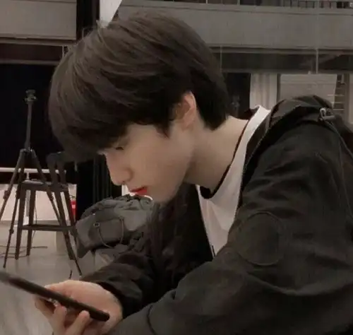  头像刘耀文头像呀