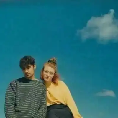  超甜蜜欧美情侣头像有你在身边风都是甜的