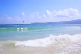 一大群闺蜜的三亚艳遇之旅,超多比基尼福利