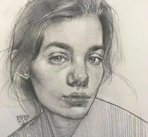  素描头像要生动地反映,其精神面貌和内心世界