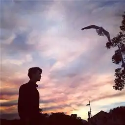  小清新头像男生唯美背影头像我们依恋着彼此说好要永远一起