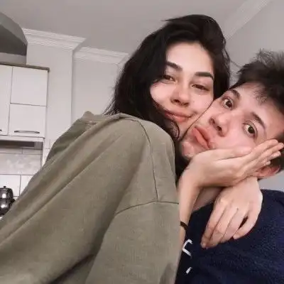  欧美大气情侣头像