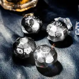  好物不用冻的冰块,让你随时喝冷饮