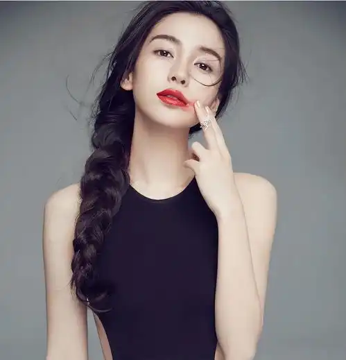  35岁杨颖迎来事业转折点,与宋威龙高颜值合作,有望复出成功