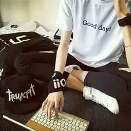  这个头像是情侣的吧,另一半是什么呢