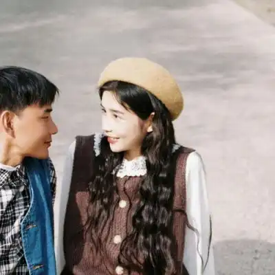  青春清纯情侣头像,相爱的人不受伤不能忘记