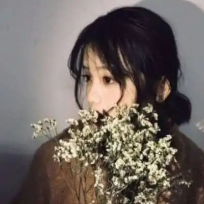比较有文艺范儿的闺蜜头像两人两张分开文艺小清新头像