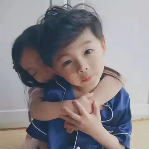 别犹豫,说爱他