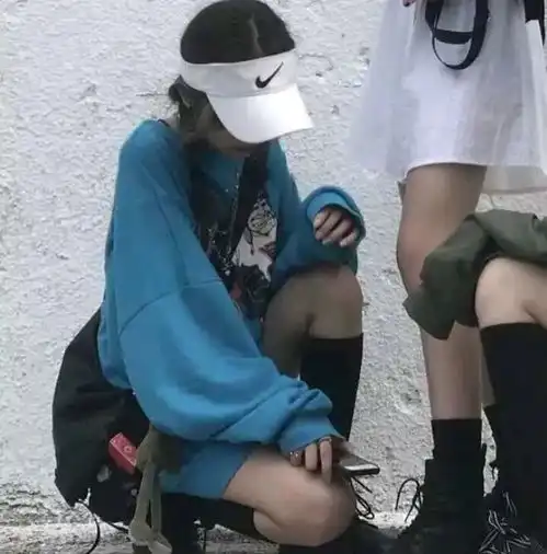  三人闺蜜头像要在一直一直在一起