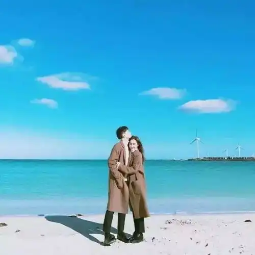  圣诞情头相识已久,很是欣喜