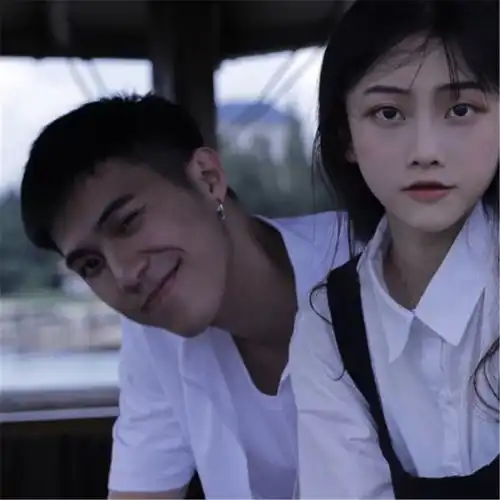  男生暗恋你,若有3个小动作,绝对是真爱满满,准备官宣吧网易订阅