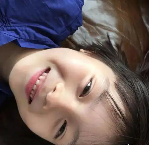  头像丨你那么善解人意想必没有人爱你