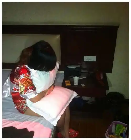 湖北一男子行房途中猝死,按摩女哭诉我躺着都没动为啥赔钱