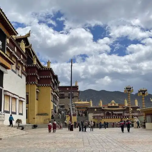  松赞林景区门票,松赞林景区游玩攻略360地图