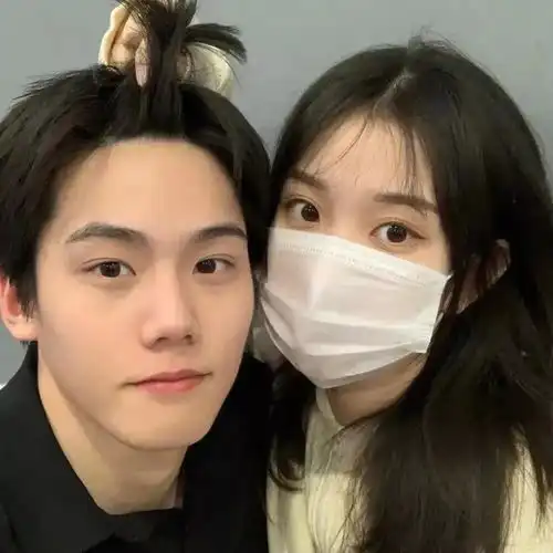  情头还有人会管你谈恋爱吗