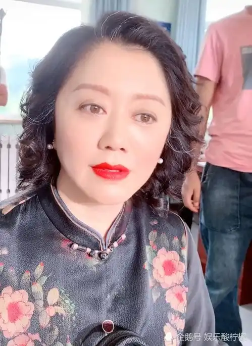  陪伴乡村爱情7年,谢腾飞身世要揭开了,希望别走大个儿老路