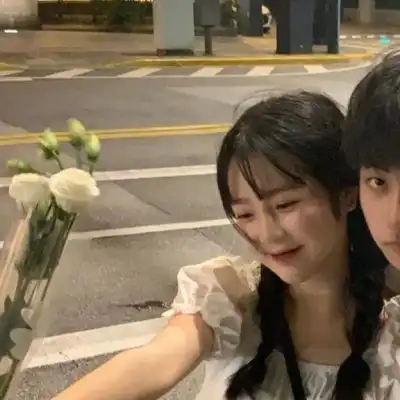  2021最新高质量的情侣真人头像祝我们遇见的每一个人都很真诚