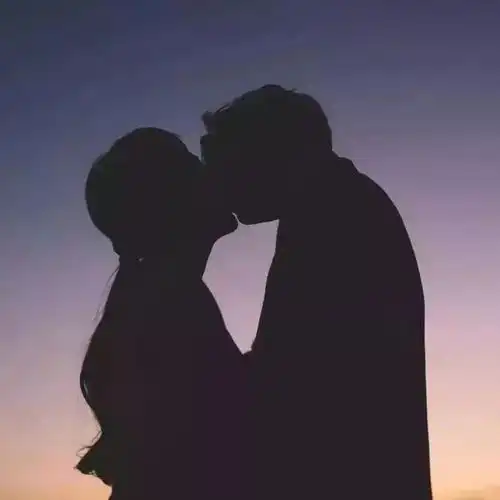  电脑动态壁纸每日情头情侣壁纸微信情侣头像情侣壁纸