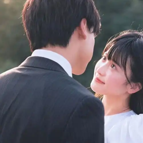  头像突然想和前任一起用的头像