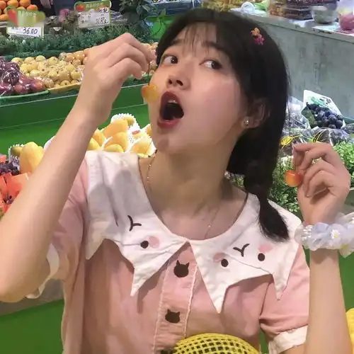 闺蜜头像世界上有两种人,一种是你,一种是其他人
