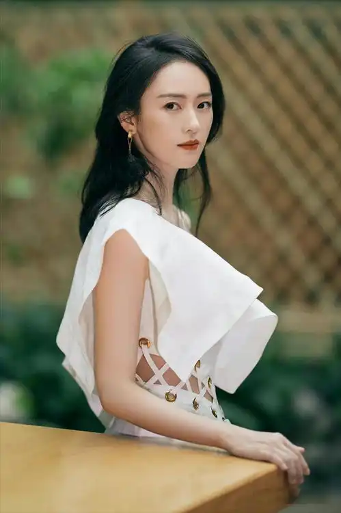  明星精美图片824童瑶