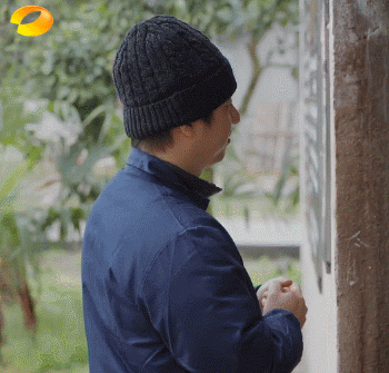  张艺兴参加向往的生活,和杨紫穿情侣睡衣,引起风波