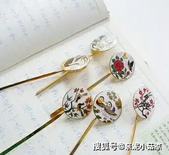 十二星座专属的古风书签,狮子座像个簪子,天秤座是魔法羽毛