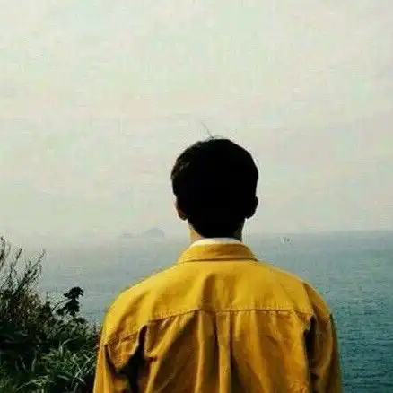  跪求这个头像的情侣头像或者女生背影头像,找了好多个都不好看,谢谢你们啦