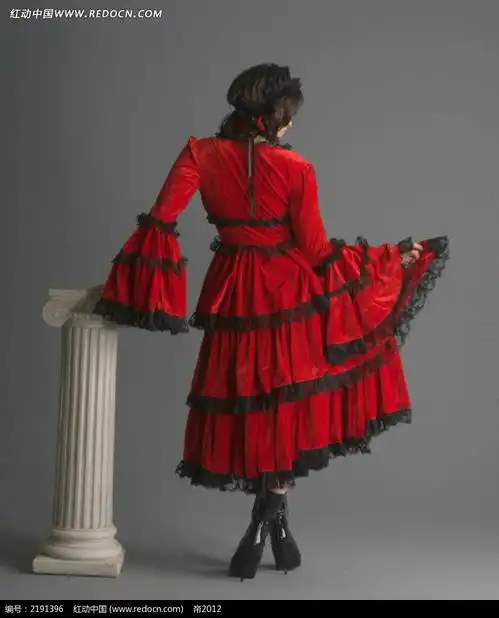  穿红裙扶着罗马柱的女人背影jpg图片免费下载编号2191396红动网