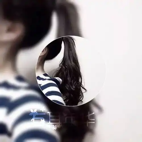 小清新女生两人一人一张闺蜜头像带字图片