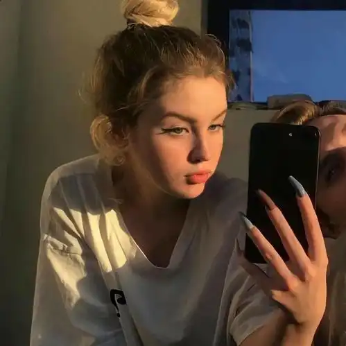  浪漫又心动的情侣头像