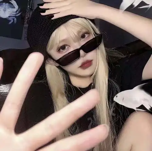  风格头像优质女头世界很烦,但你要很可爱腾讯新闻