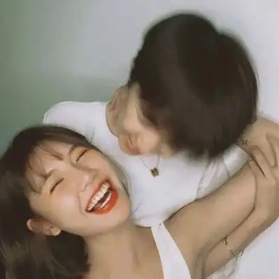  2023最新欢快喜悦真人情侣头像