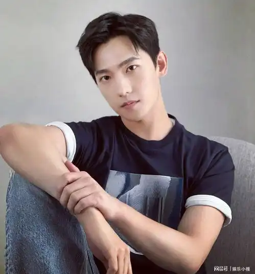  杨洋与女粉丝恋爱两年张小寒漫画爆料详情,还有合照及聊天记录