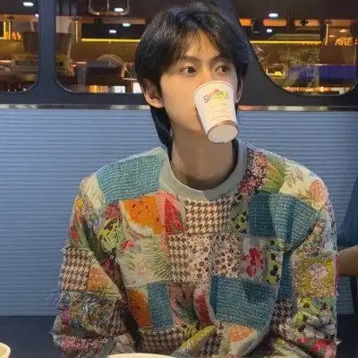  2023最新高清帅气真人男生头像